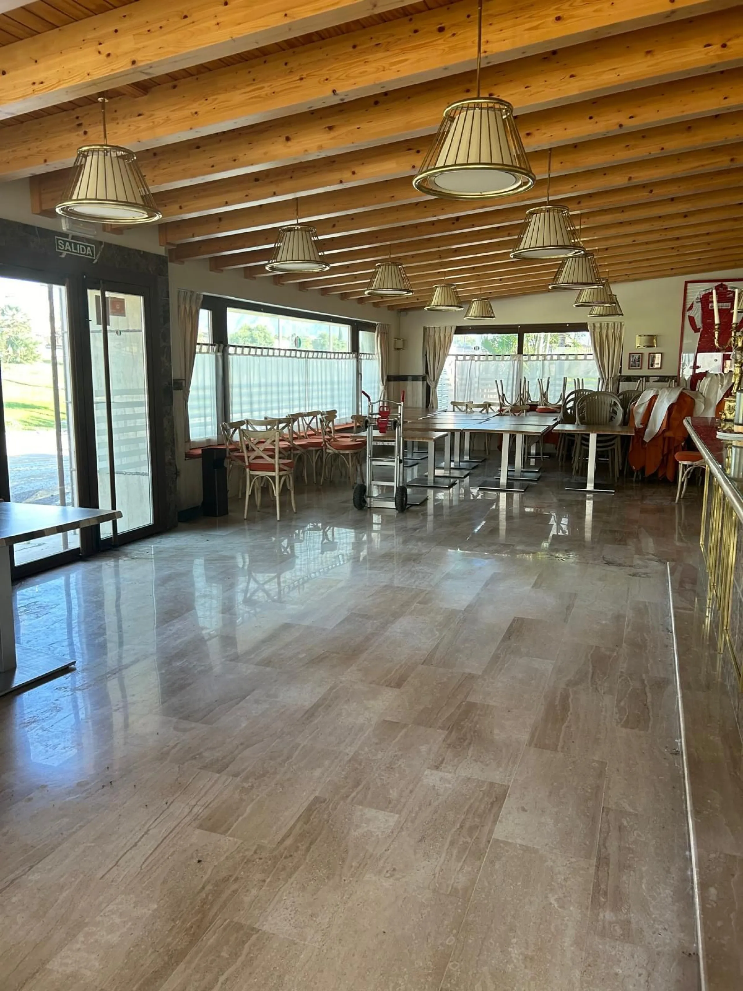 FOR SALE: TWO RESTAURANTS ON THE SAME PLOT – UNIQUE OPPORTUNITY IN EL PARAÍSO, ESTEPONA