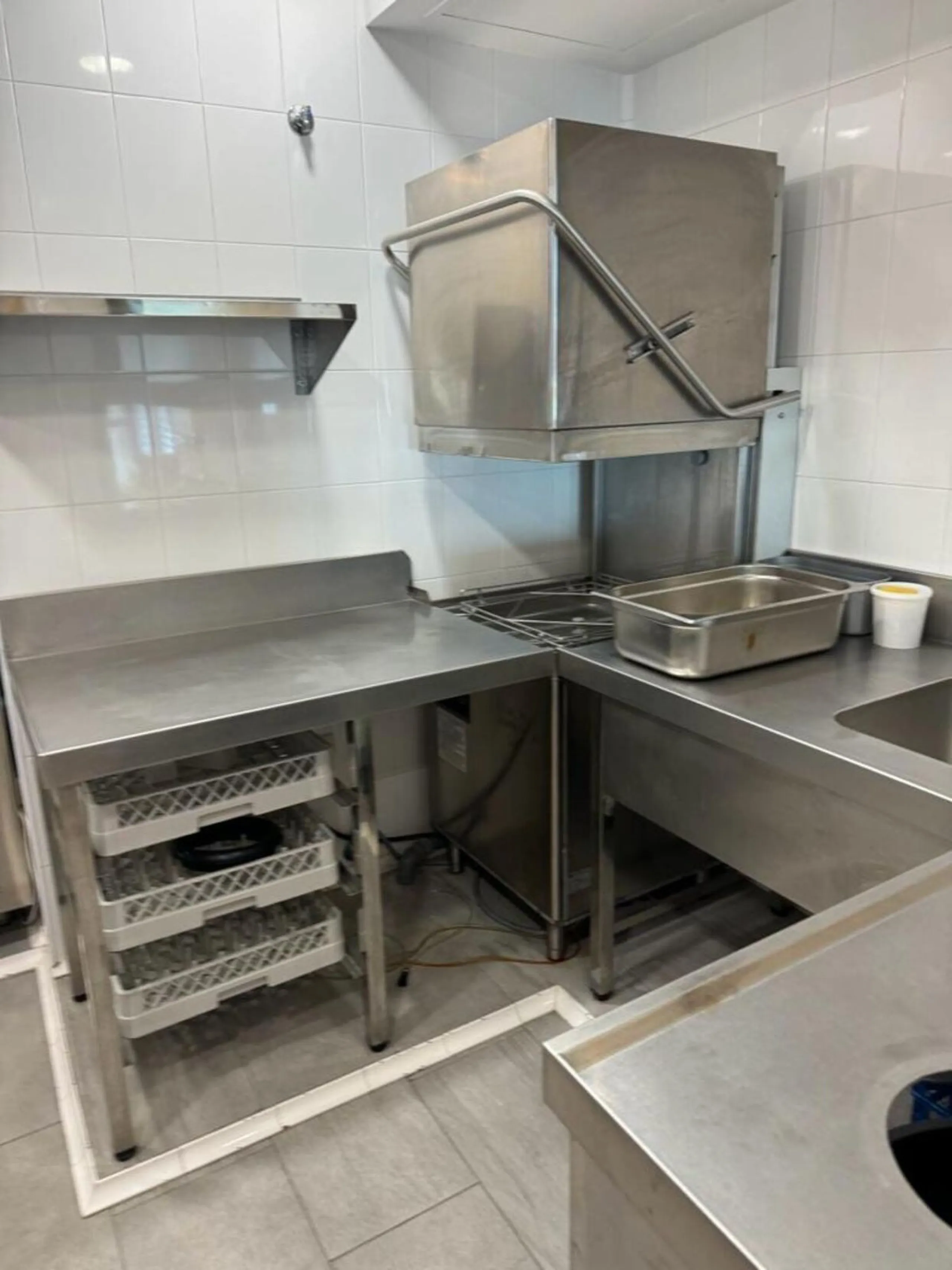 FOR SALE: TWO RESTAURANTS ON THE SAME PLOT – UNIQUE OPPORTUNITY IN EL PARAÍSO, ESTEPONA