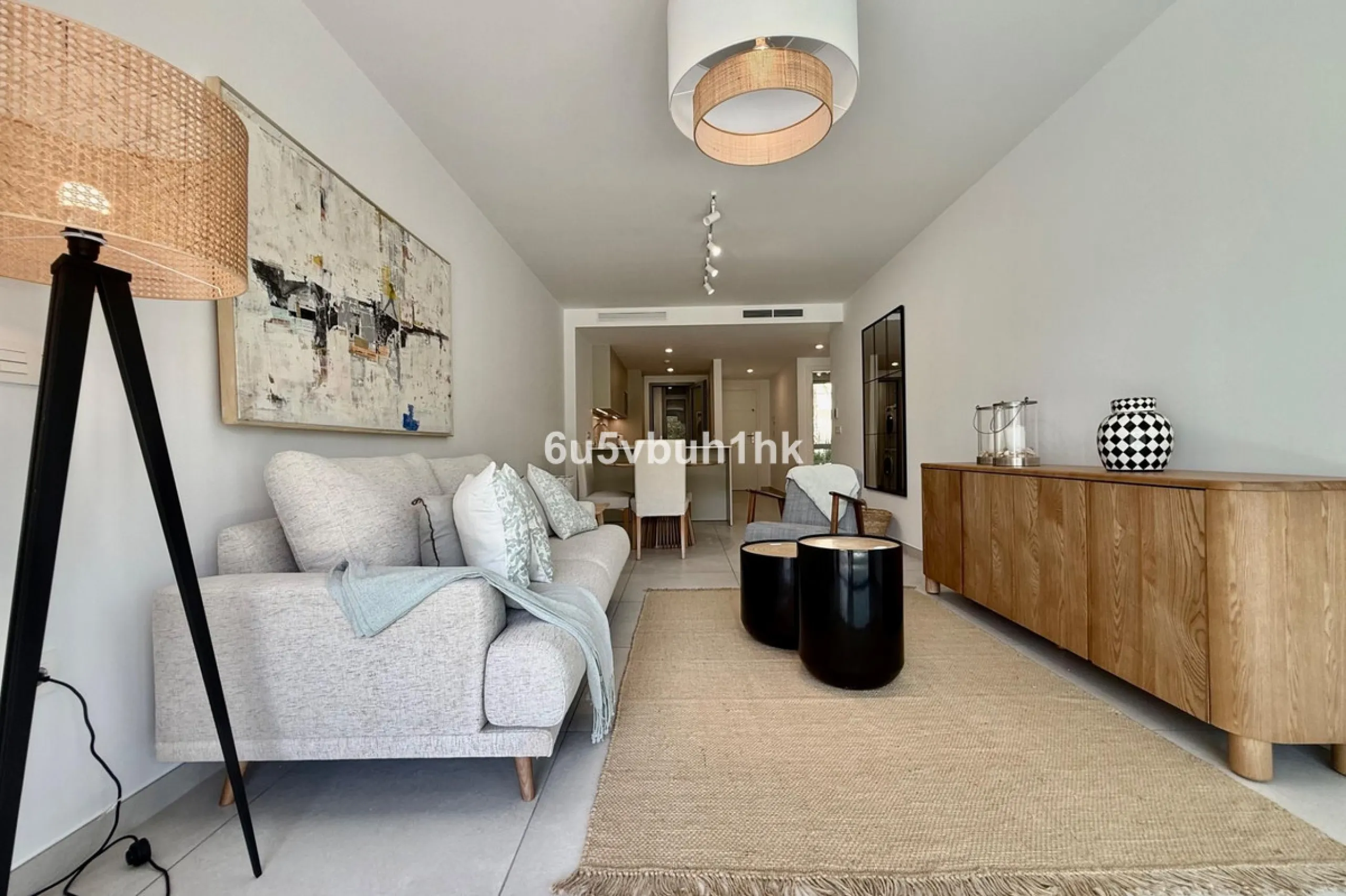 Welcome to your new home just 300 metres from one of Marbella's finest beaches, where modern comfort meets relaxed coastal living. This beautiful ground-floor apartment is located in an elegant and contemporary residential community designed to offer conv