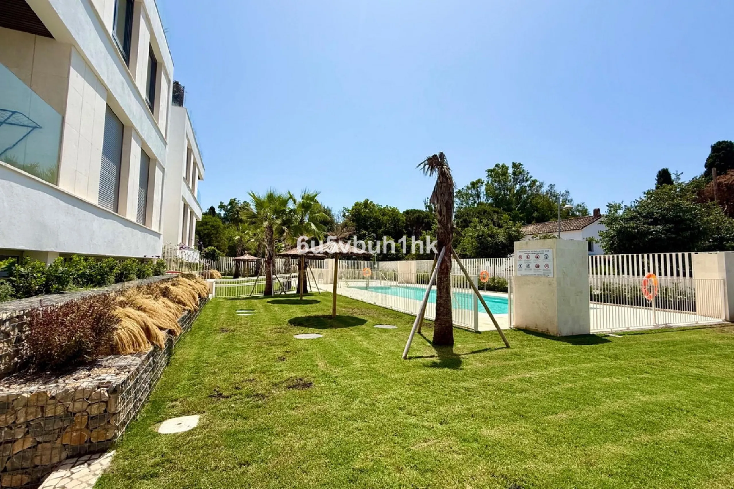 Welcome to your new home just 300 metres from one of Marbella's finest beaches, where modern comfort meets relaxed coastal living. This beautiful ground-floor apartment is located in an elegant and contemporary residential community designed to offer conv