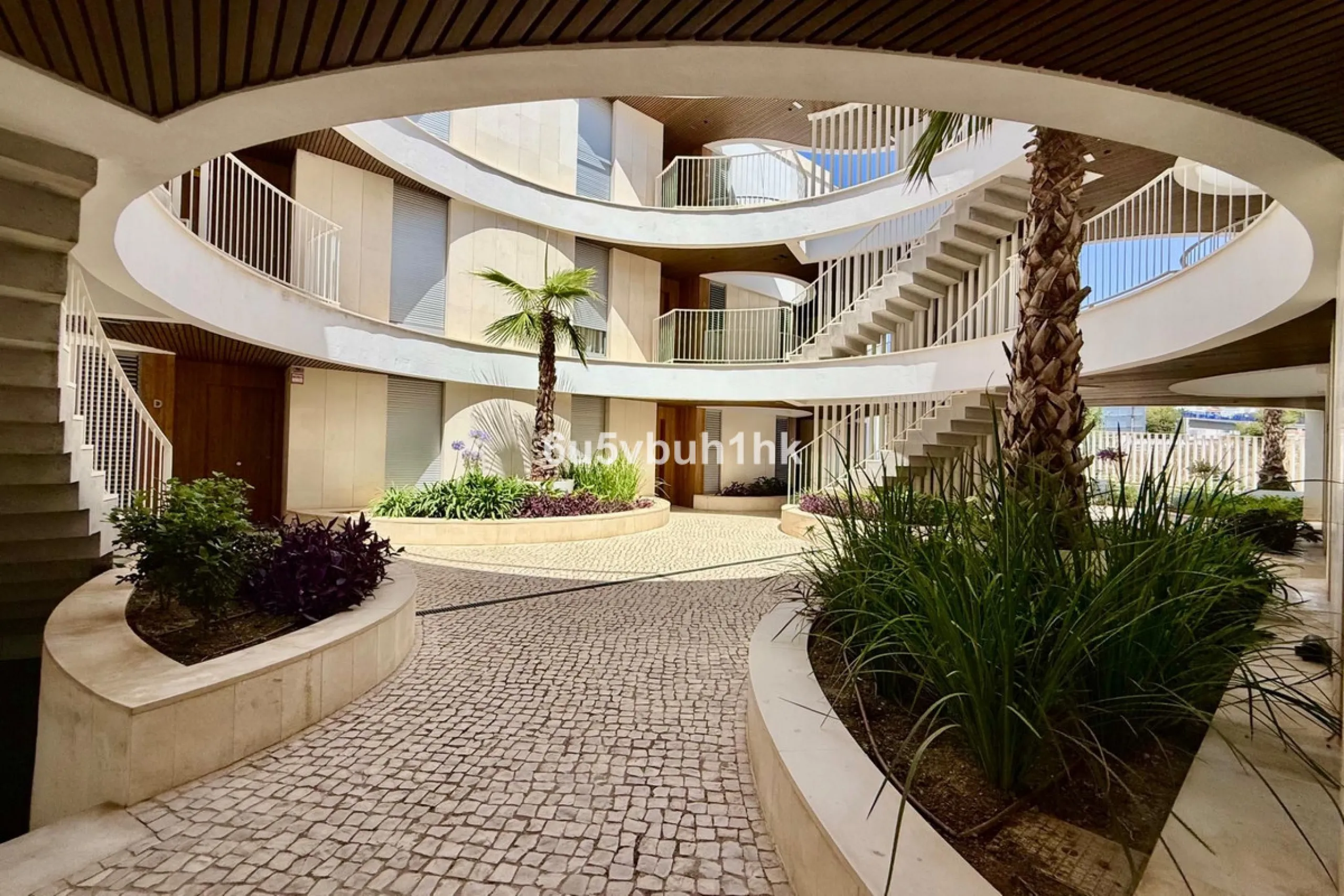 Welcome to your new home just 300 metres from one of Marbella's finest beaches, where modern comfort meets relaxed coastal living. This beautiful ground-floor apartment is located in an elegant and contemporary residential community designed to offer conv