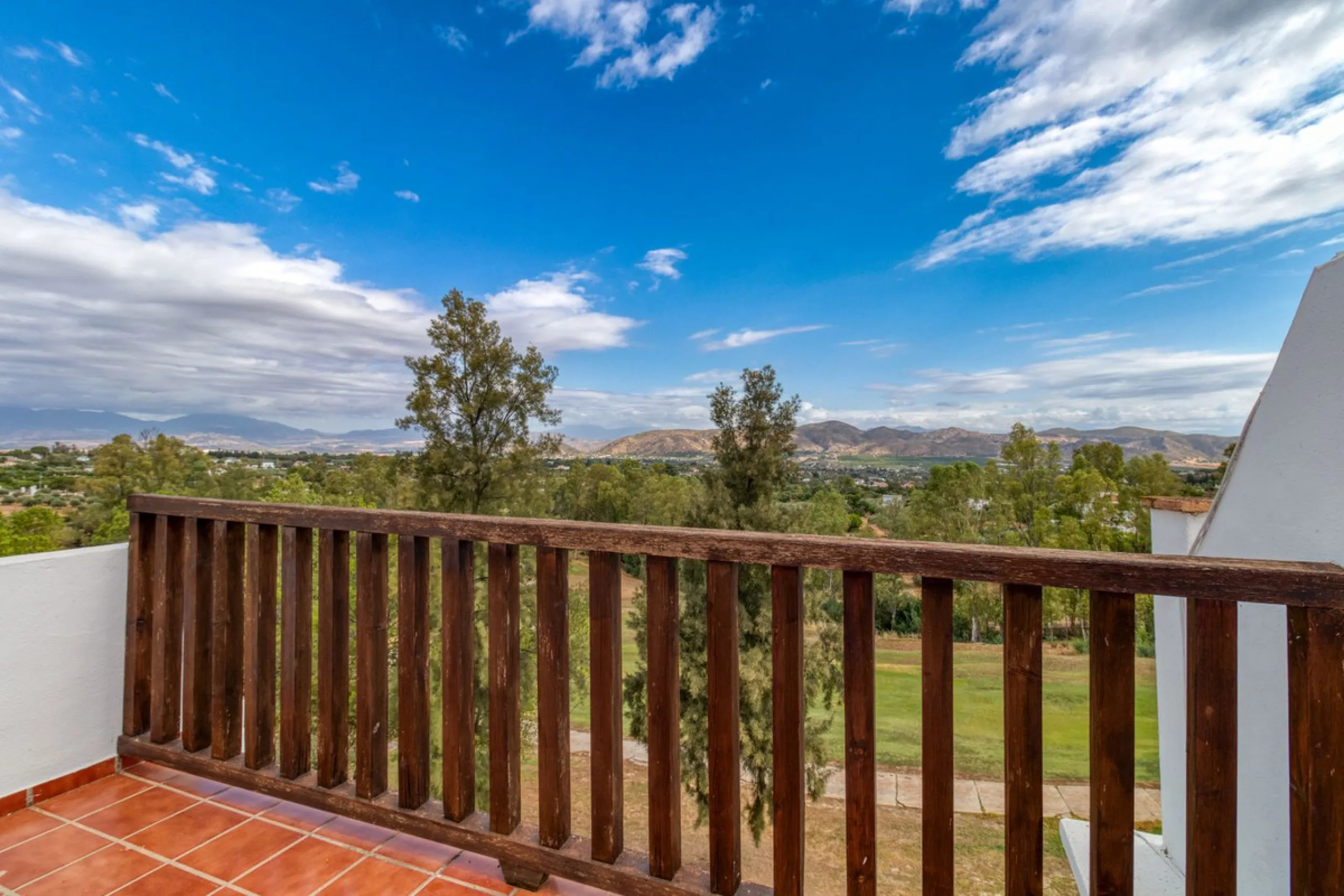 Very spacious home in the scenic Golf Resort near Malaga.