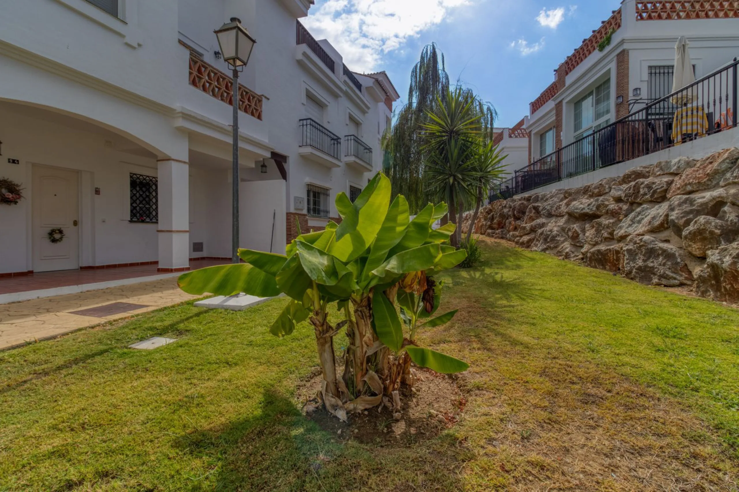Very spacious home in the scenic Golf Resort near Malaga.