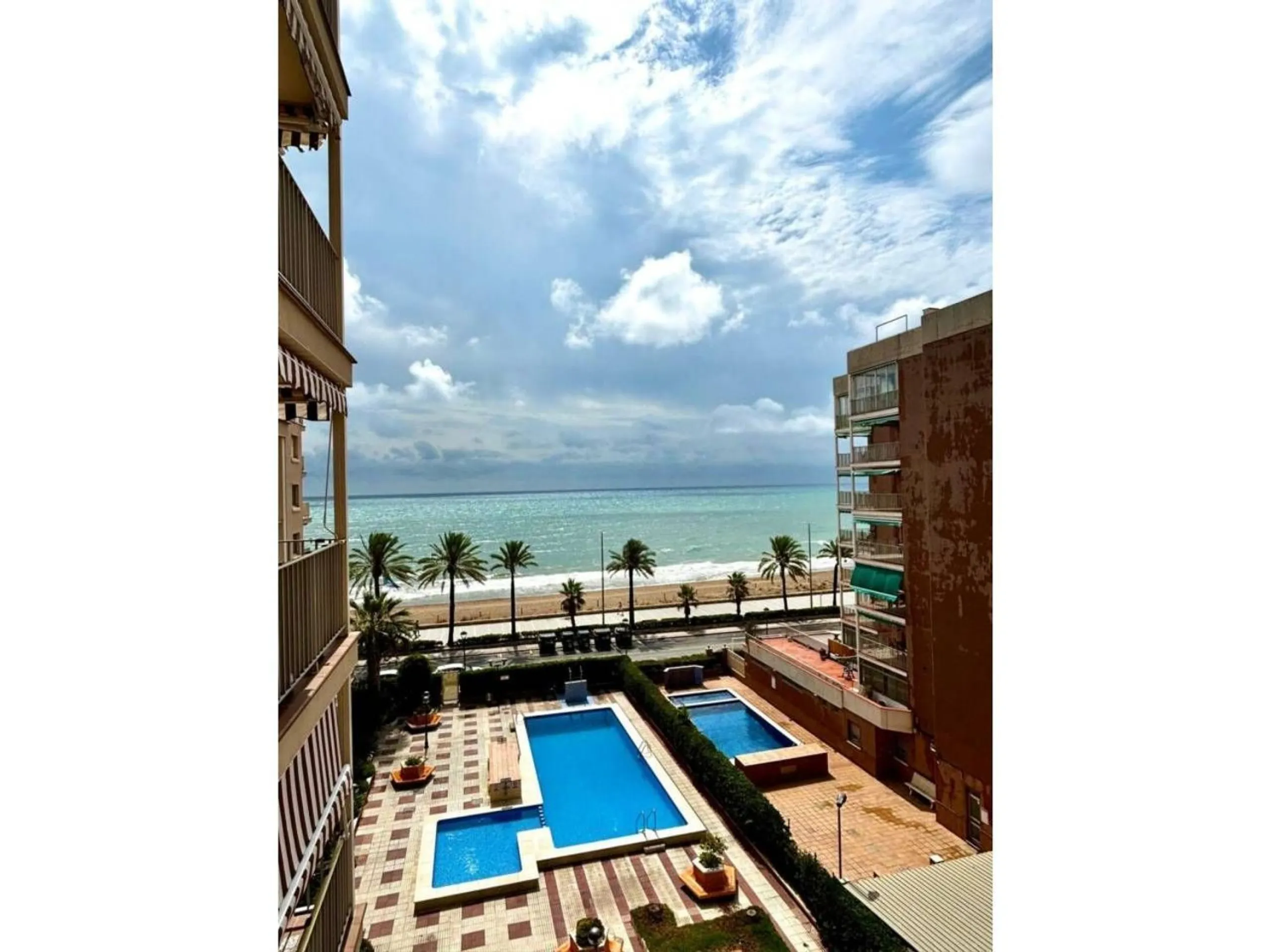 Sea view apartment with renovation project included in Segur de Calafell, Costa Dorada