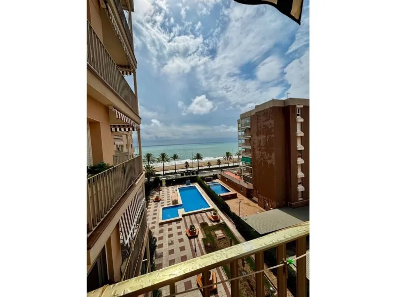 Sea view apartment with renovation project included in Segur de Calafell, Costa Dorada