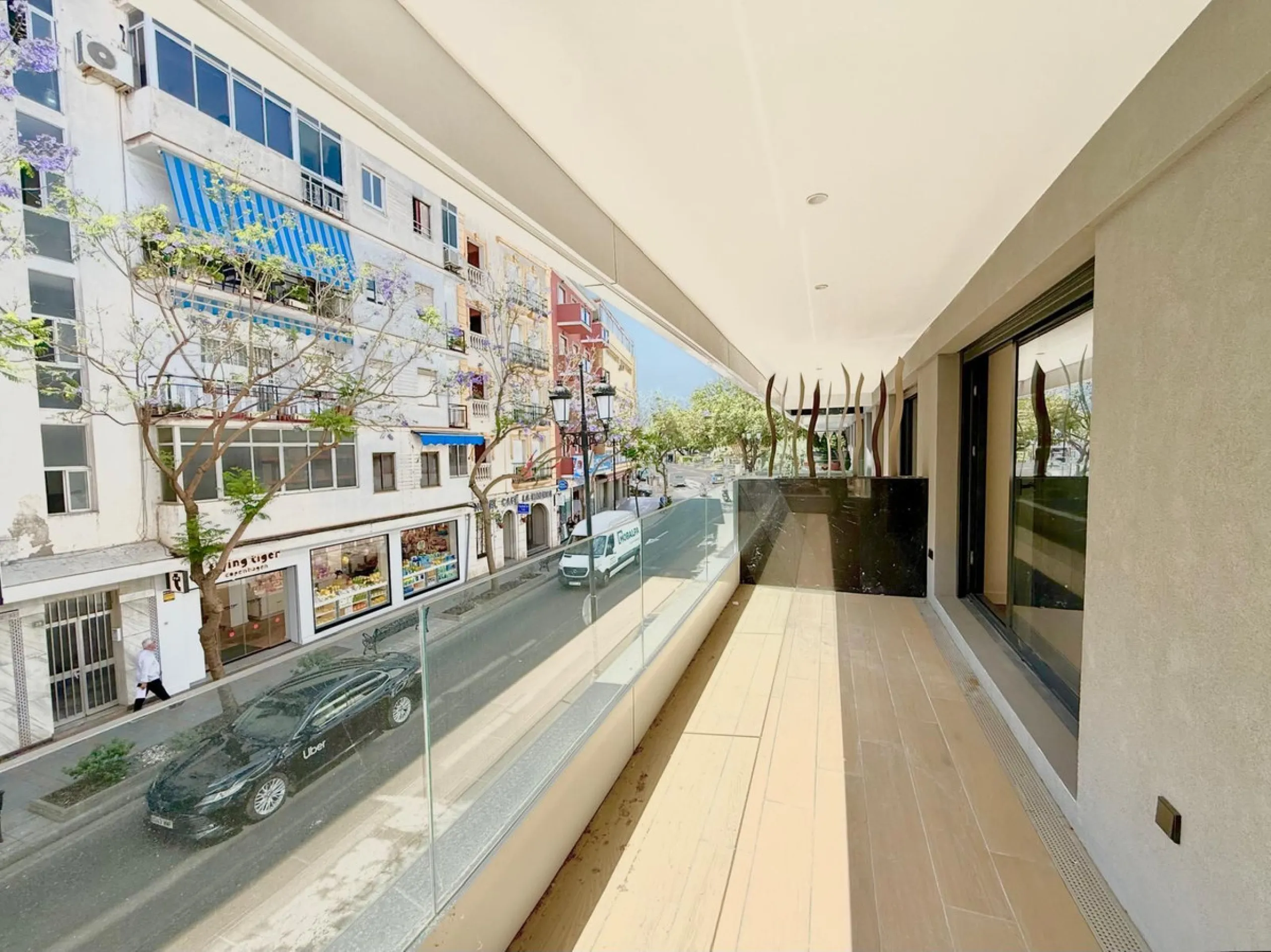 Stunning Luxury Apartment in the Iconic Edificio España, Prime Location in the Heart of Fuengirola