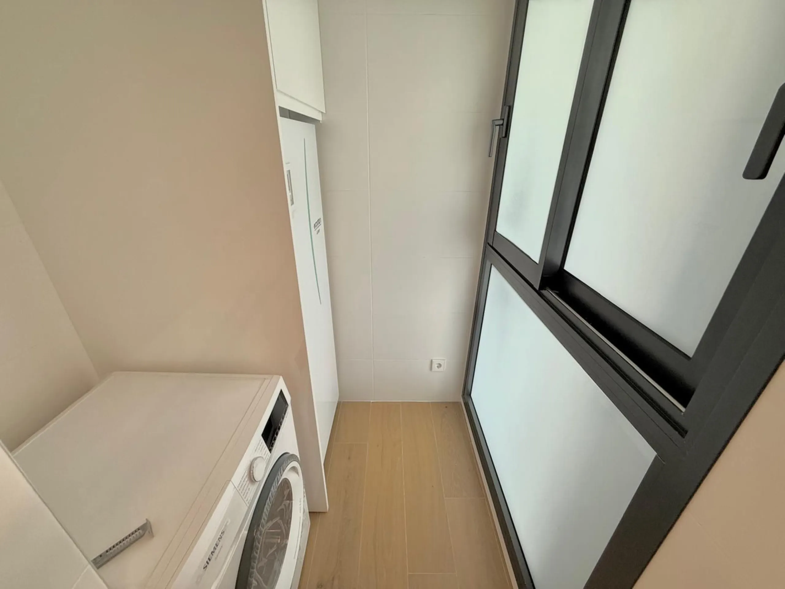 Stunning Luxury Apartment in the Iconic Edificio España, Prime Location in the Heart of Fuengirola