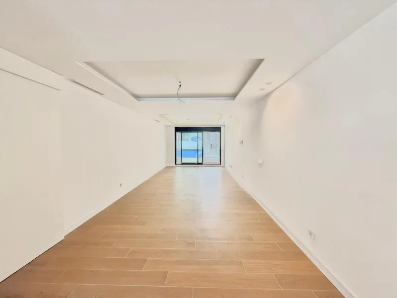 Stunning Luxury Apartment in the Iconic Edificio España, Prime Location in the Heart of Fuengirola