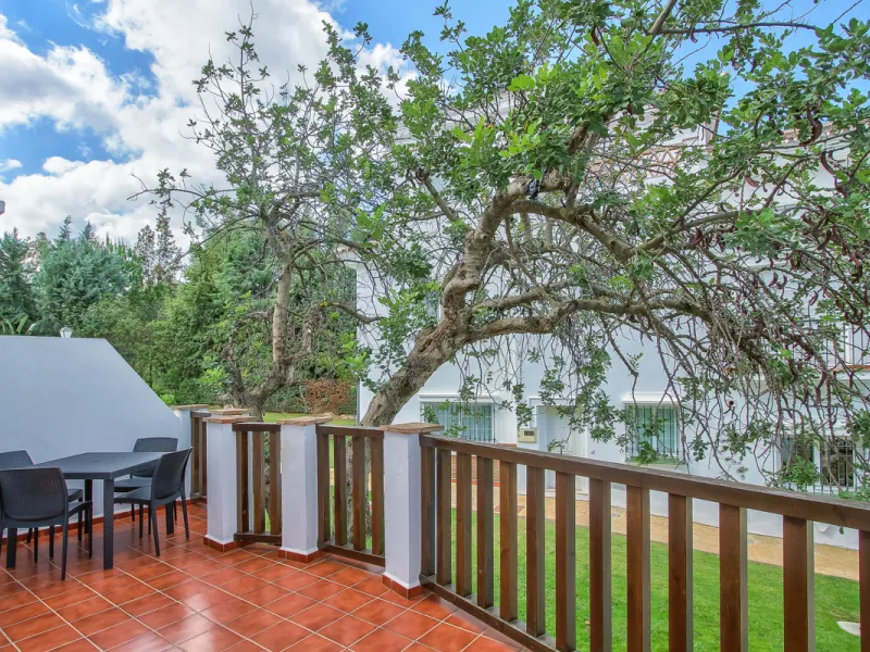 Wonderful house has just been put up for sale in the scenic Golf Resort near Malaga.