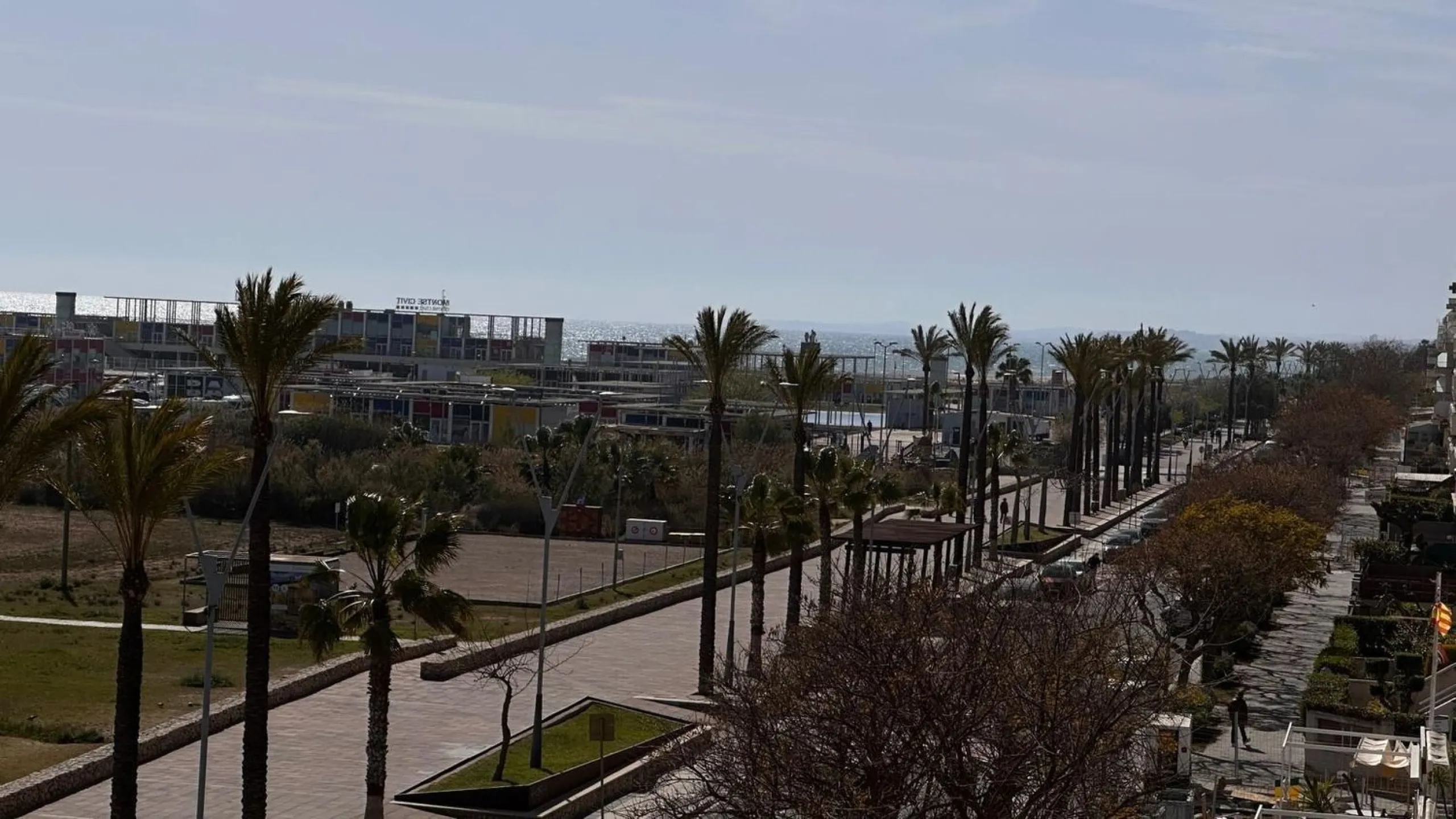 Frontline sea view apartment in Segur de Calafell
