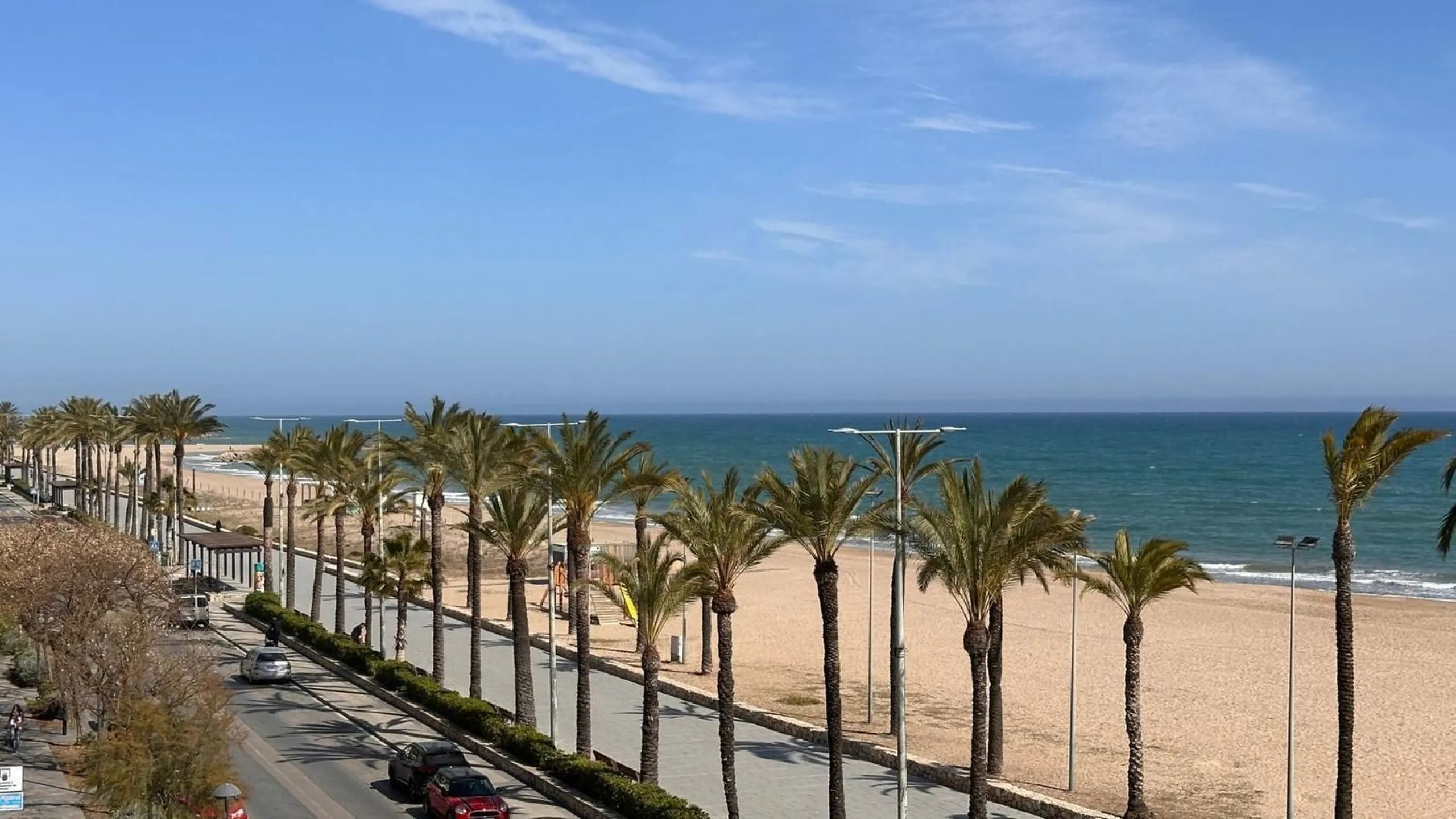 Frontline sea view apartment in Segur de Calafell