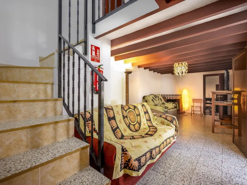 For sale: a characterful and authentic Spanish finca just 15 minutes from the lively village of Pizarra, right in the heart of Andalusia. This unique property boasts an impressive 63,766 m² of private land and features two fully independent homes — ideal 