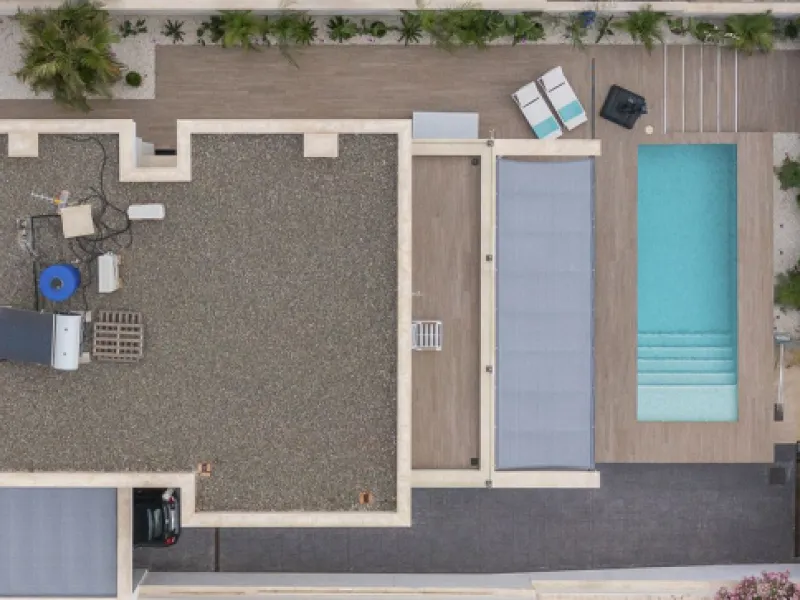 Modern Luxury Villa with 4 Bedrooms and 3 Bathrooms - Perfect Combination of Comfort and Location