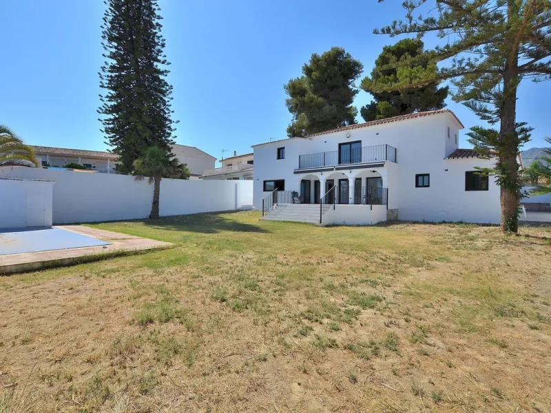 DREAM VILLA RENOVATED IN EL COTO (MIJAS)