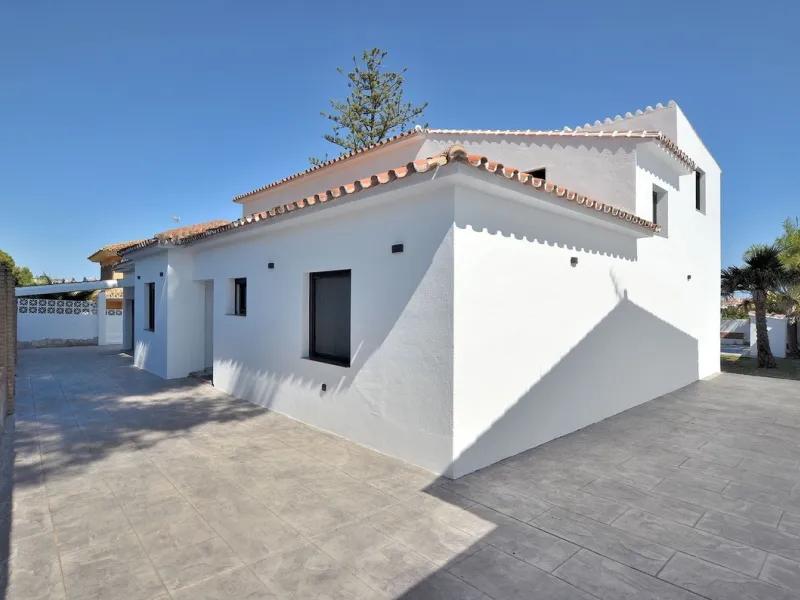 DREAM VILLA RENOVATED IN EL COTO (MIJAS)