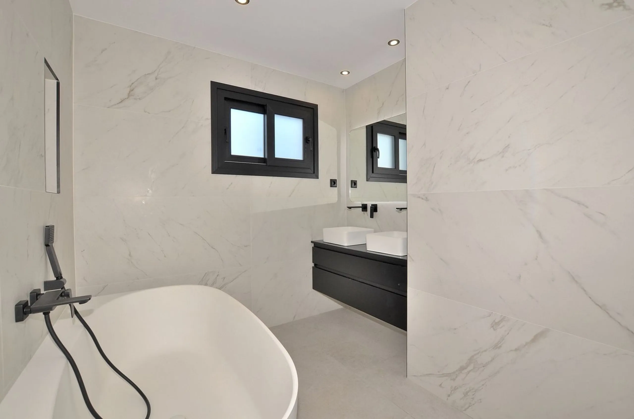 DREAM VILLA RENOVATED IN EL COTO (MIJAS)