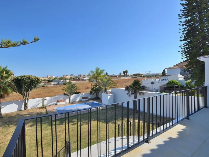 DREAM VILLA RENOVATED IN EL COTO (MIJAS)