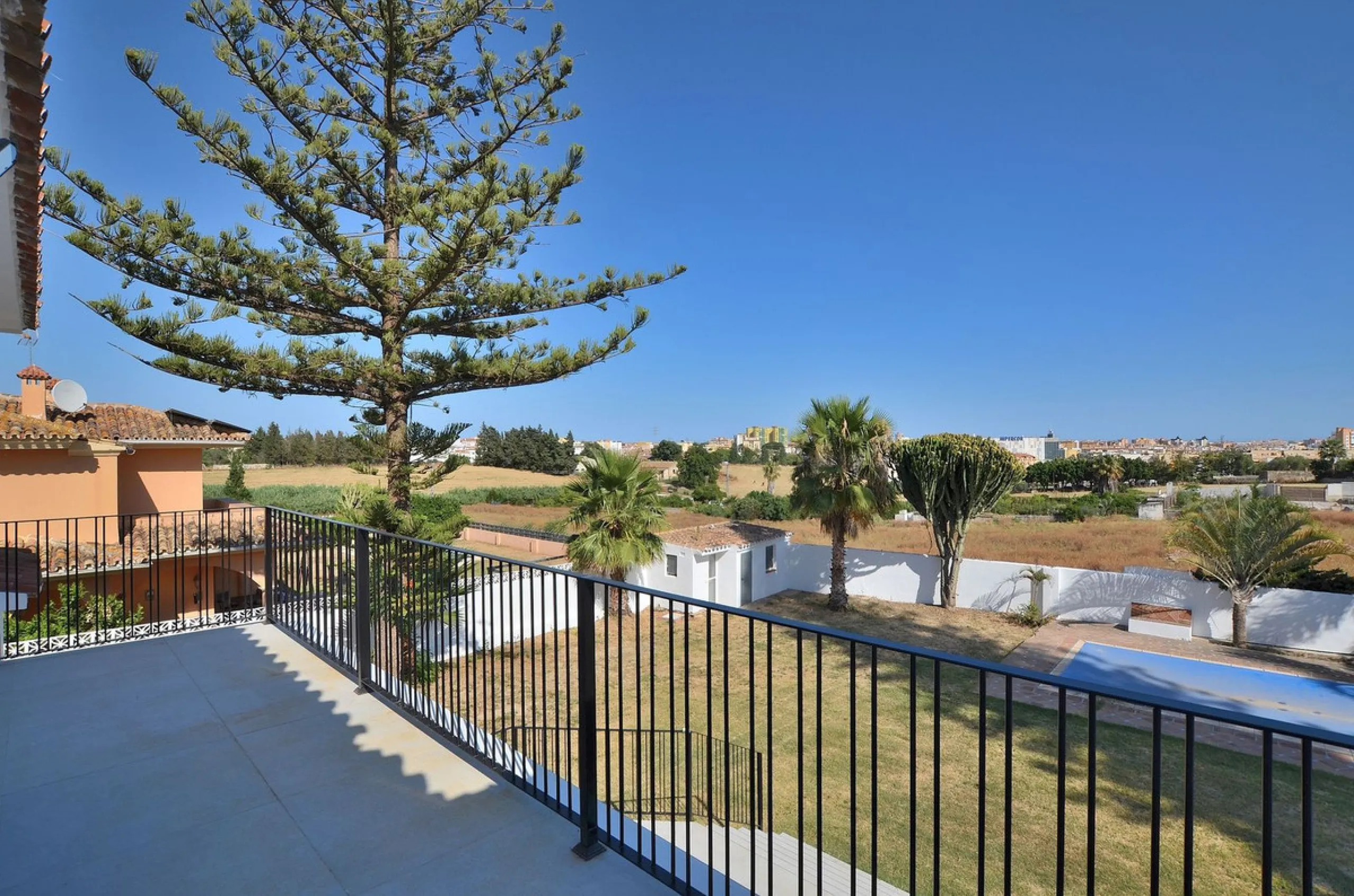 DREAM VILLA RENOVATED IN EL COTO (MIJAS)