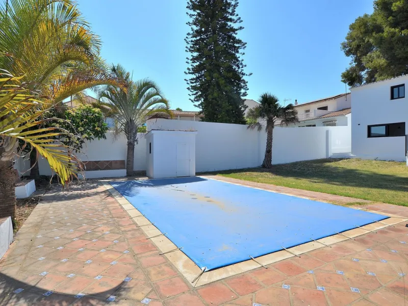 DREAM VILLA RENOVATED IN EL COTO (MIJAS)