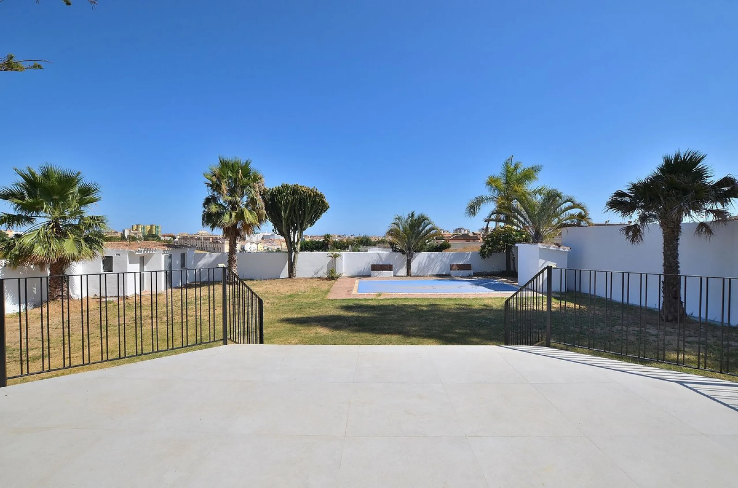 DREAM VILLA RENOVATED IN EL COTO (MIJAS)