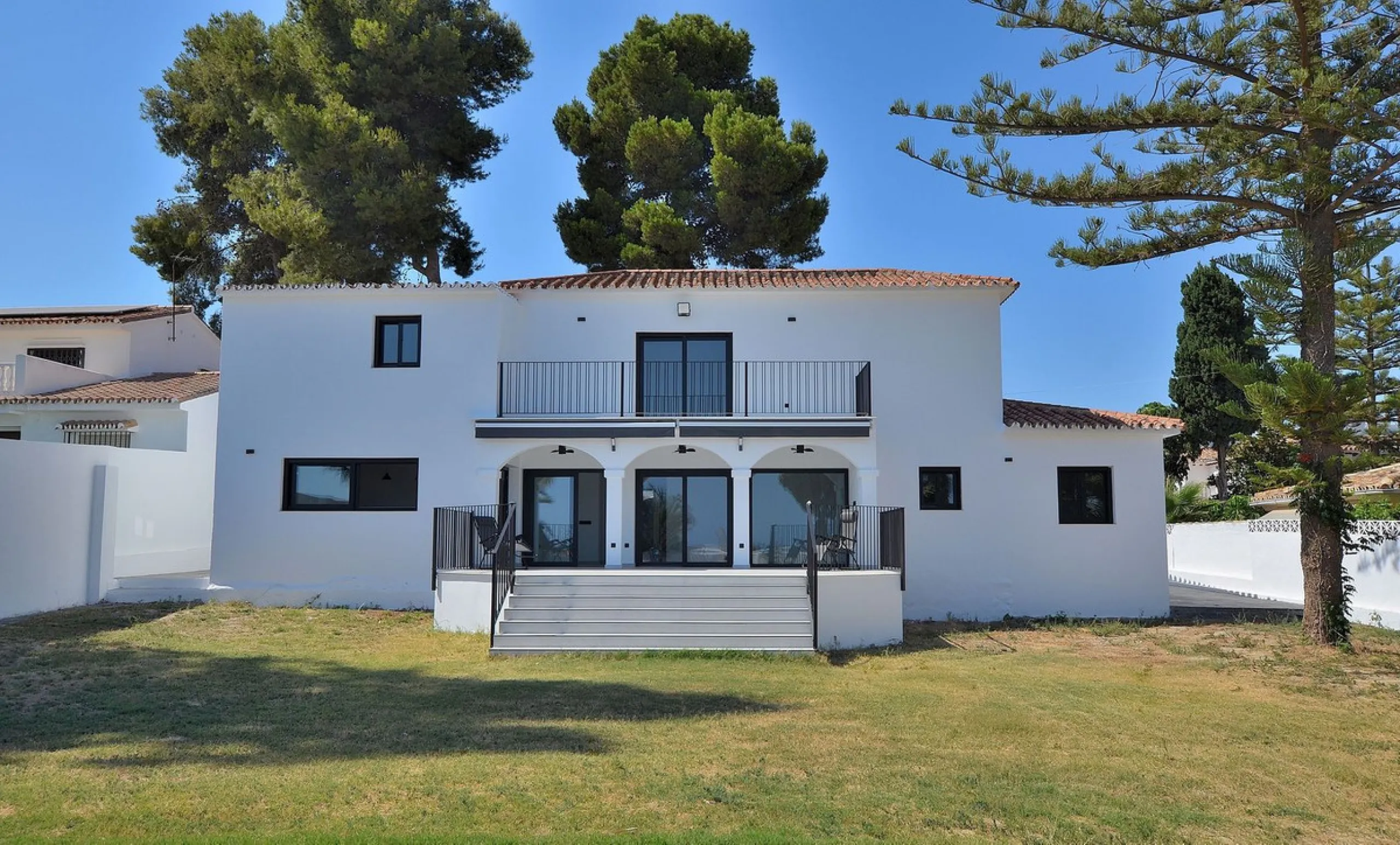 DREAM VILLA RENOVATED IN EL COTO (MIJAS)