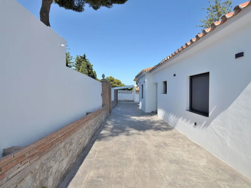 DREAM VILLA RENOVATED IN EL COTO (MIJAS)