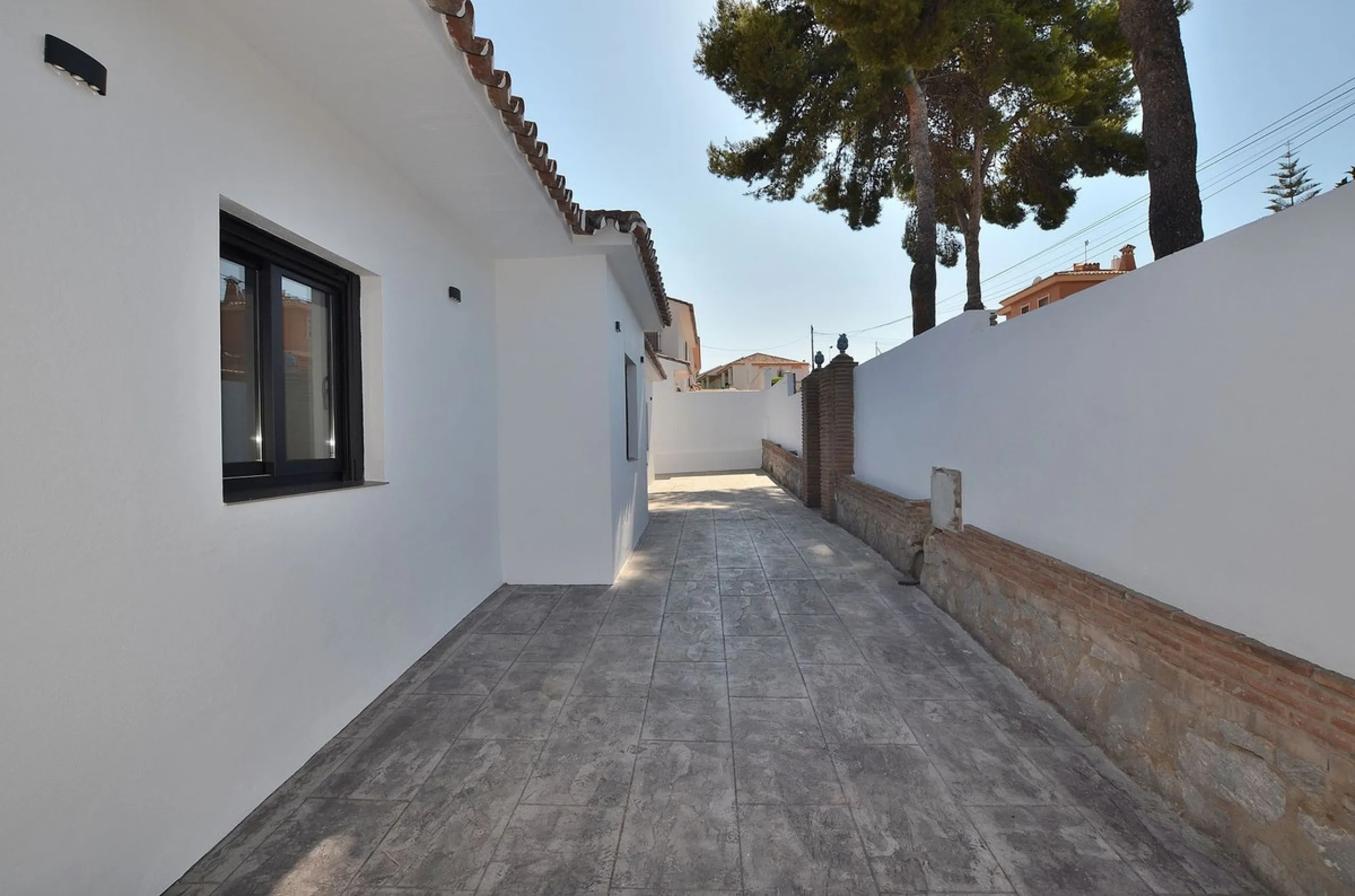 DREAM VILLA RENOVATED IN EL COTO (MIJAS)