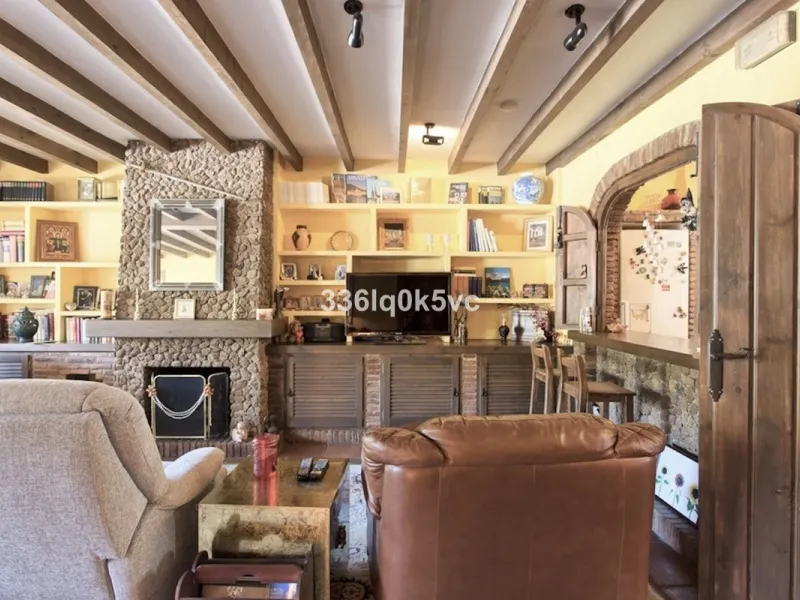 House - Townhouse в продаже в Benahavís, Málaga. В доме 3 спален и 3 ванных комнат. Площадь дома 133 м²