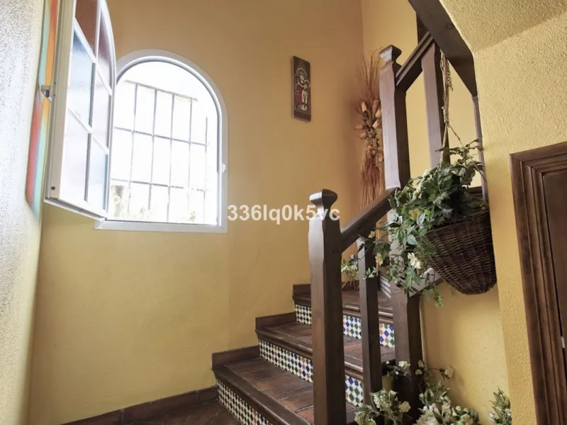 House - Townhouse в продаже в Benahavís, Málaga. В доме 3 спален и 3 ванных комнат. Площадь дома 133 м²