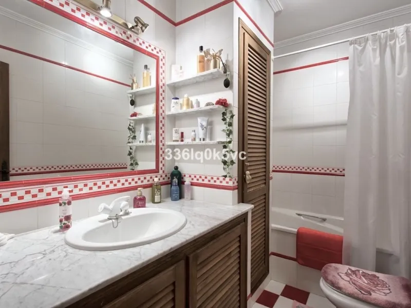 House - Townhouse в продаже в Benahavís, Málaga. В доме 3 спален и 3 ванных комнат. Площадь дома 133 м²