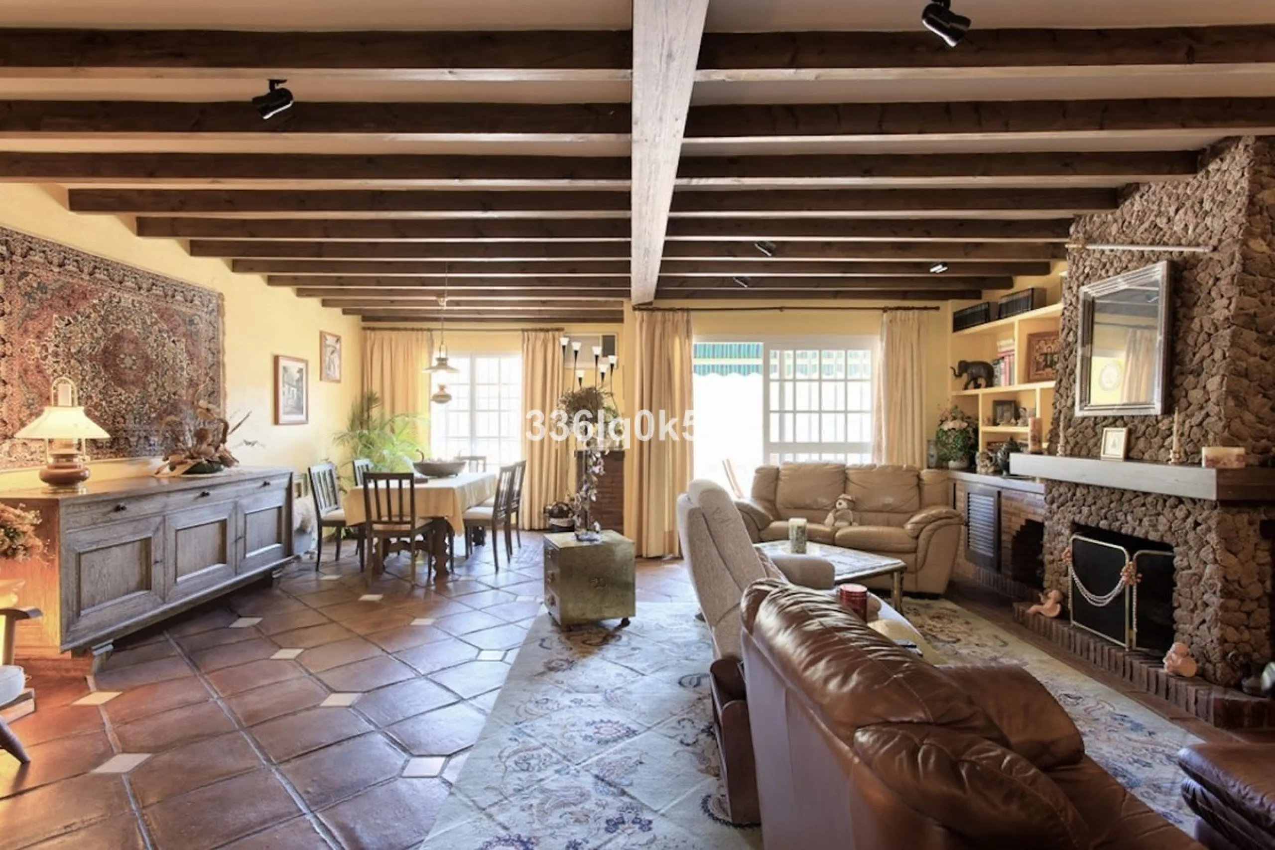 House - Townhouse в продаже в Benahavís, Málaga. В доме 3 спален и 3 ванных комнат. Площадь дома 133 м²