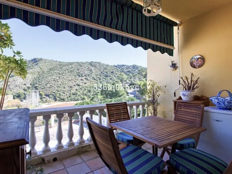 House - Townhouse в продаже в Benahavís, Málaga. В доме 3 спален и 3 ванных комнат. Площадь дома 133 м²