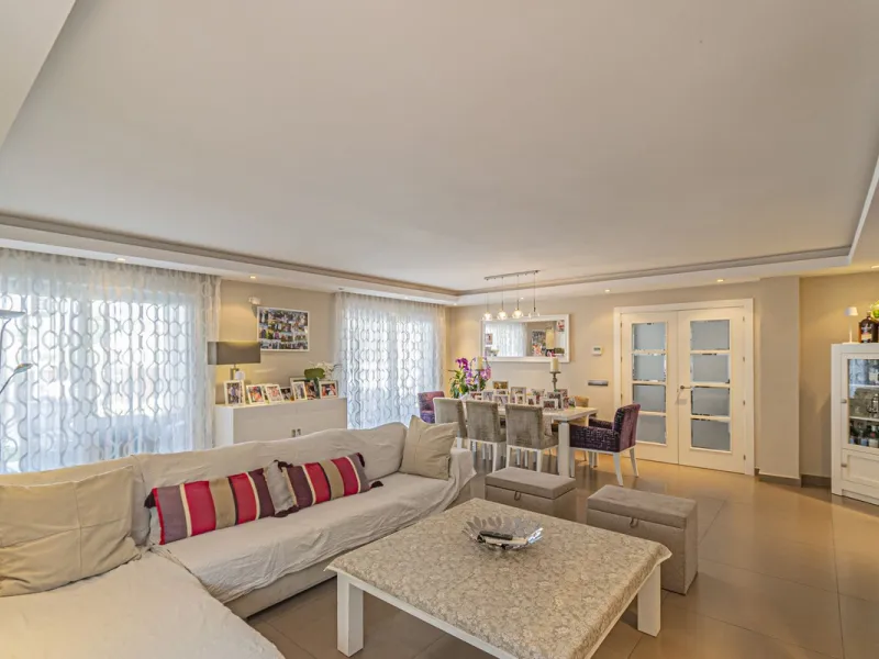 VILLA INDIVIDUELLE À SAN PEDRO DE ALCÁNTARA