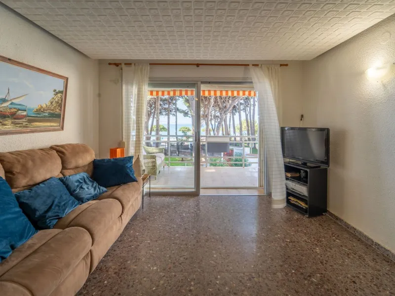 Seafront apartment with tourist license in Cambrils, Costa Dorada