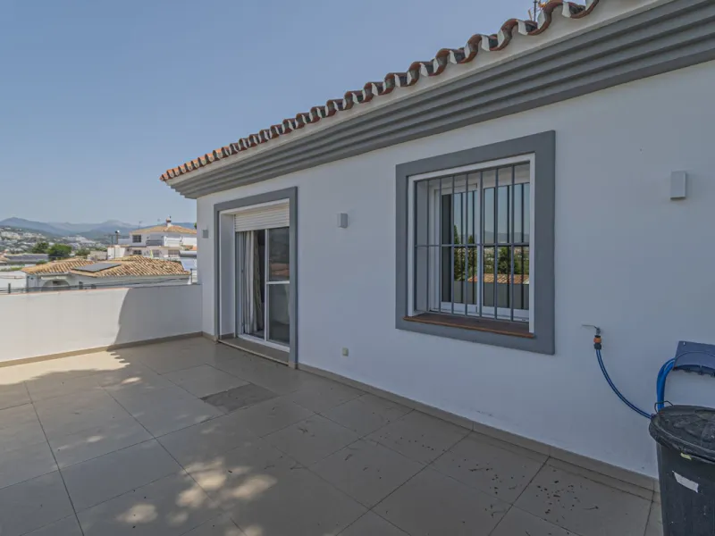VILLA INDIVIDUELLE À SAN PEDRO DE ALCÁNTARA