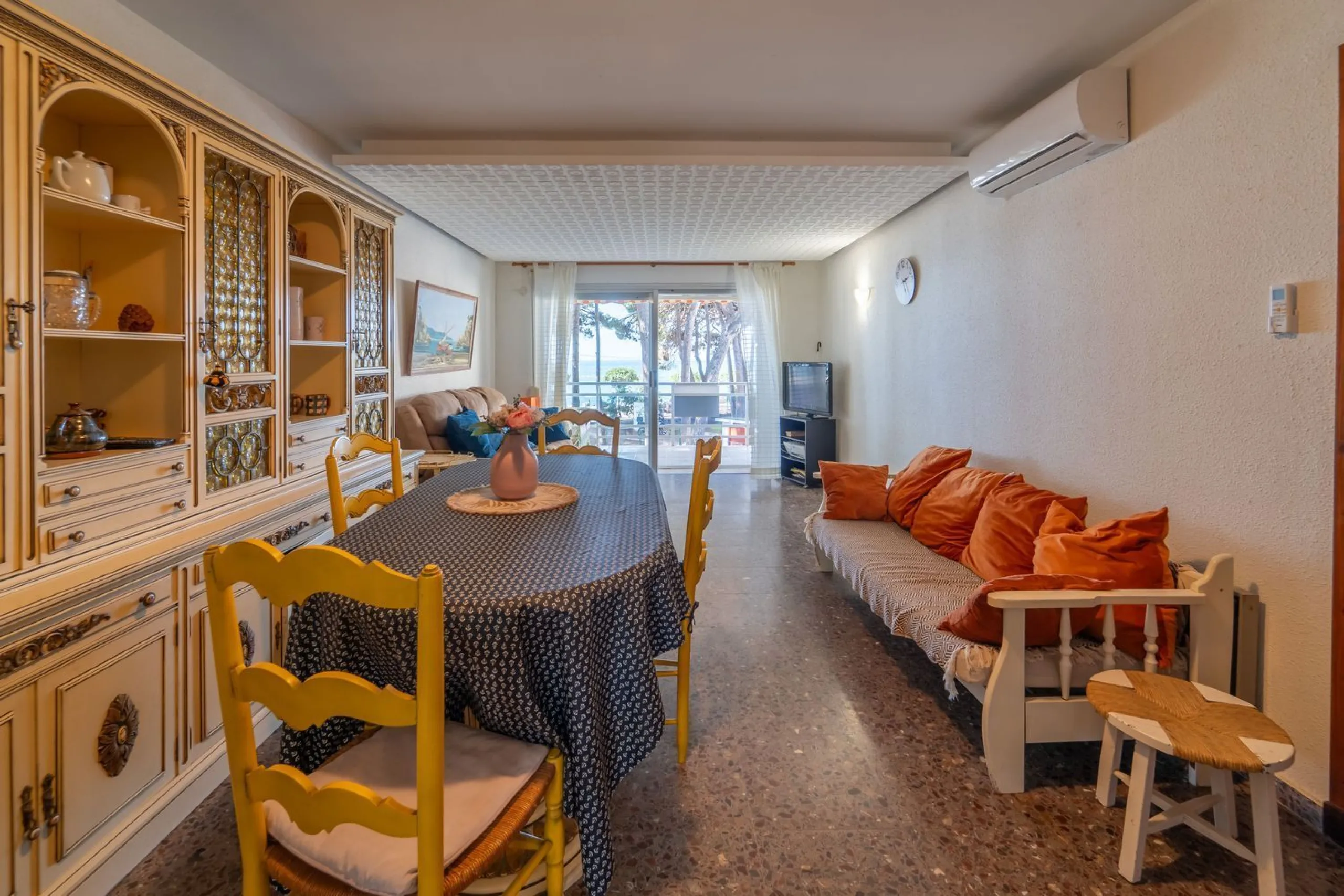 Seafront apartment with tourist license in Cambrils, Costa Dorada