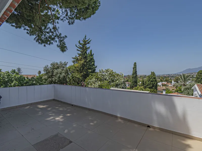 VILLA INDIVIDUELLE À SAN PEDRO DE ALCÁNTARA