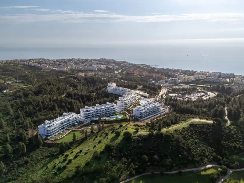 Apartment - Middle Floor Apartment в продаже в Mijas, Málaga. В доме 3 спален и 2 ванных комнат. Площадь дома 114 м²