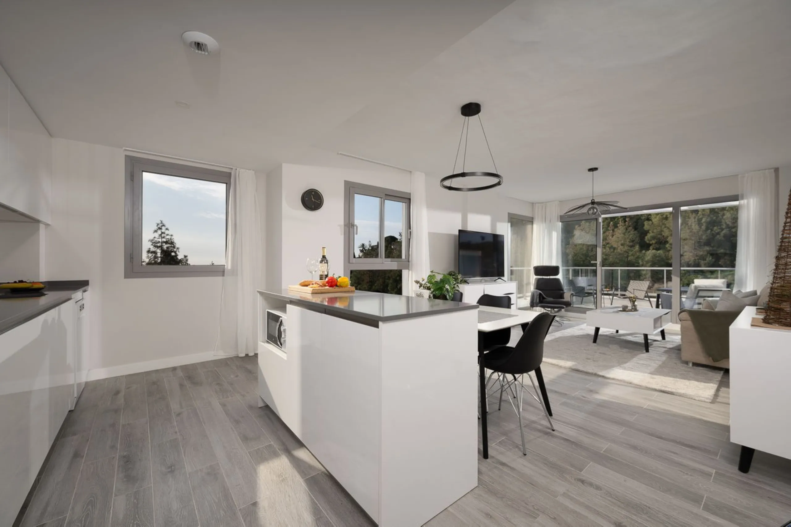 Apartment - Middle Floor Apartment в продаже в Mijas, Málaga. В доме 3 спален и 2 ванных комнат. Площадь дома 114 м²