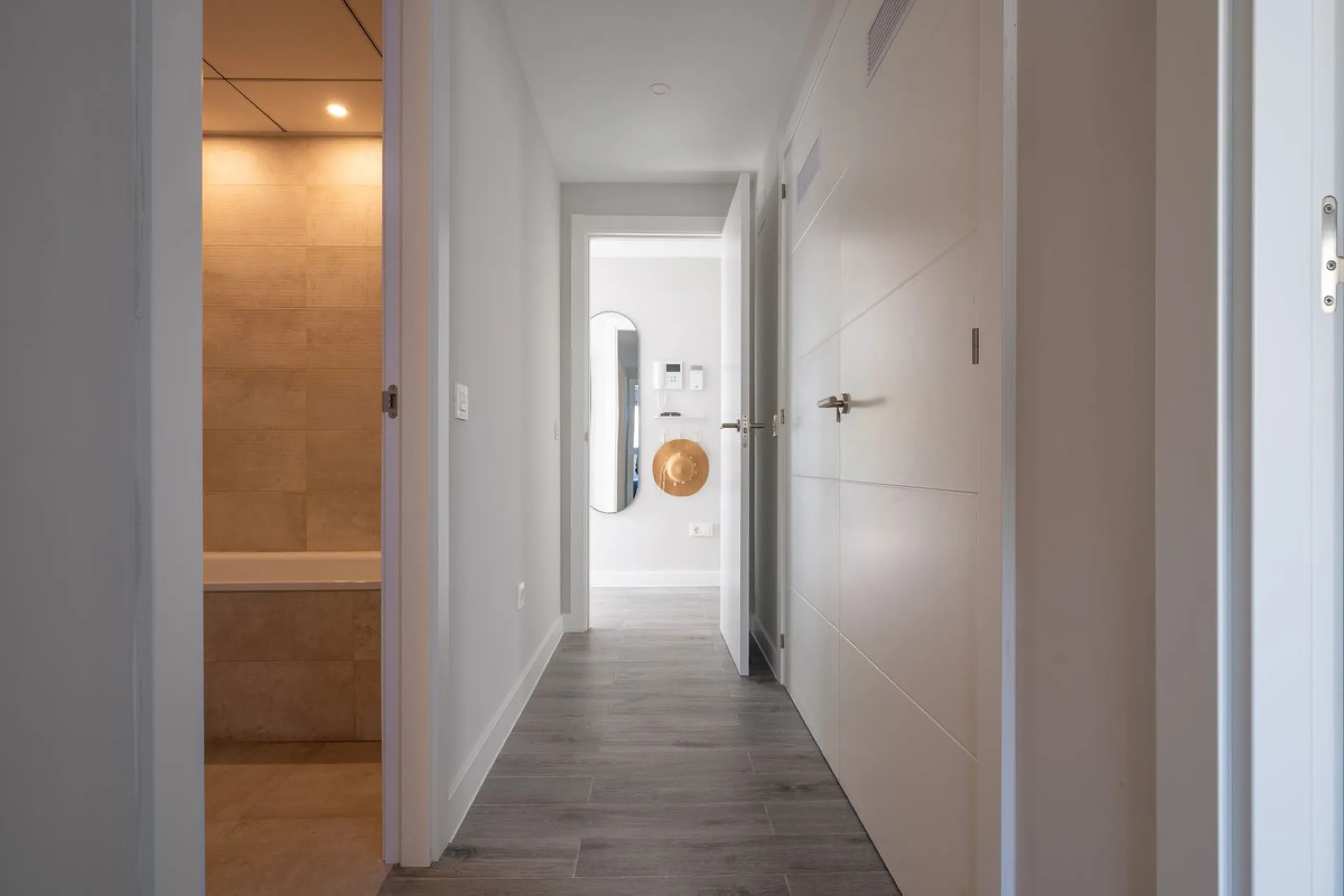 Apartment - Middle Floor Apartment в продаже в Mijas, Málaga. В доме 3 спален и 2 ванных комнат. Площадь дома 114 м²