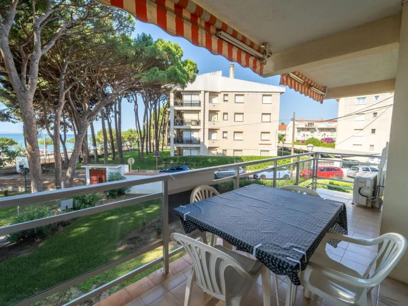 Seafront apartment with tourist license in Cambrils, Costa Dorada