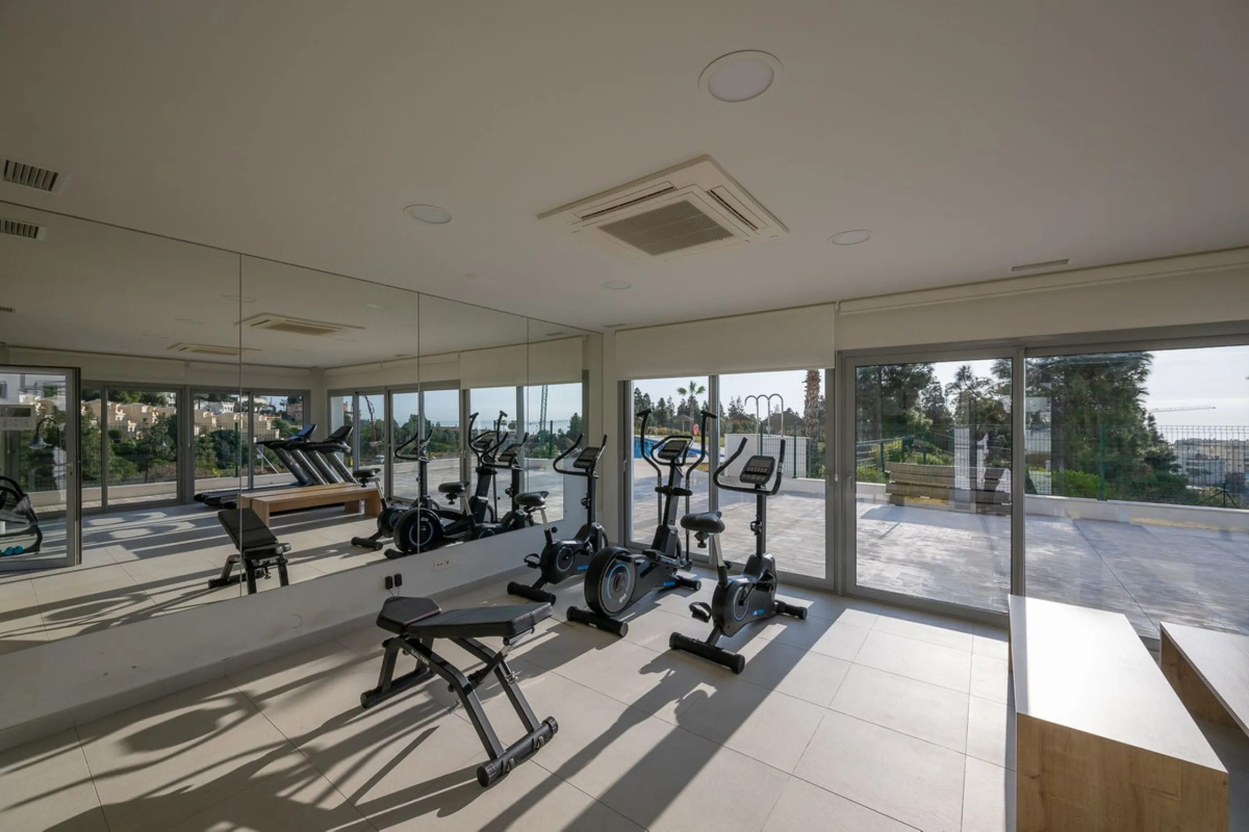 Apartment - Middle Floor Apartment в продаже в Mijas, Málaga. В доме 3 спален и 2 ванных комнат. Площадь дома 114 м²