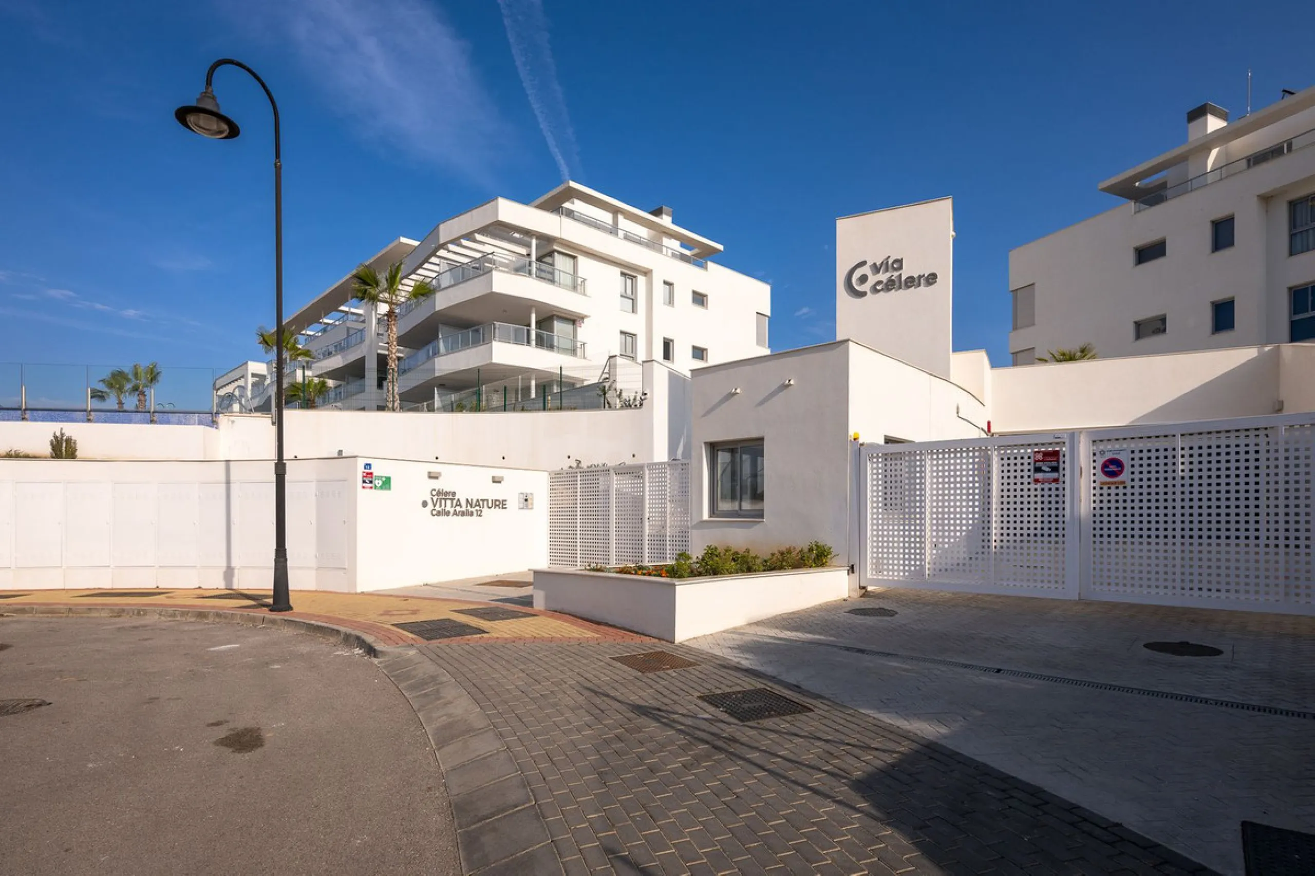 Apartment - Middle Floor Apartment в продаже в Mijas, Málaga. В доме 3 спален и 2 ванных комнат. Площадь дома 114 м²