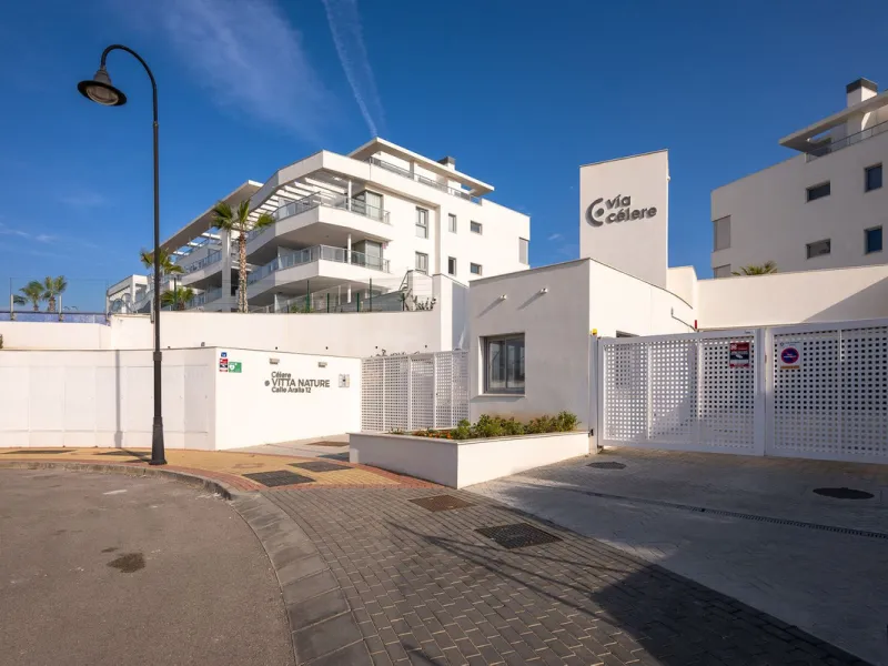 Apartment - Middle Floor Apartment в продаже в Mijas, Málaga. В доме 3 спален и 2 ванных комнат. Площадь дома 114 м²