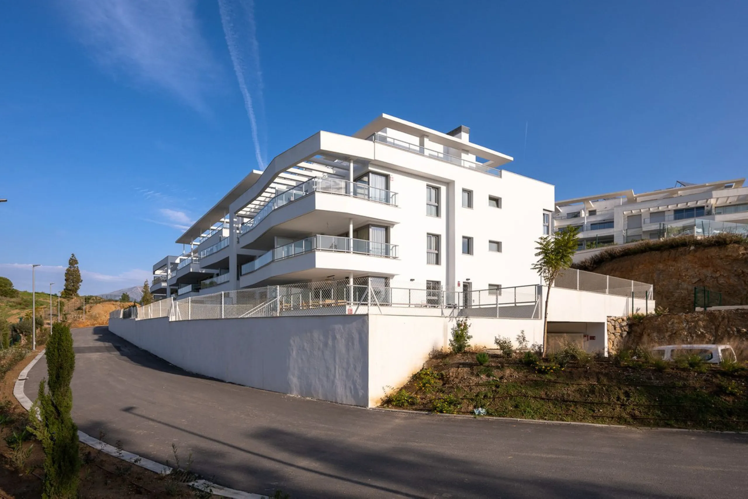 Apartment - Middle Floor Apartment в продаже в Mijas, Málaga. В доме 3 спален и 2 ванных комнат. Площадь дома 114 м²