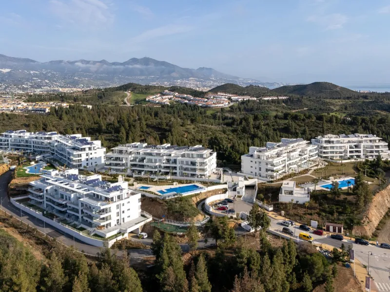 Apartment - Middle Floor Apartment в продаже в Mijas, Málaga. В доме 3 спален и 2 ванных комнат. Площадь дома 114 м²