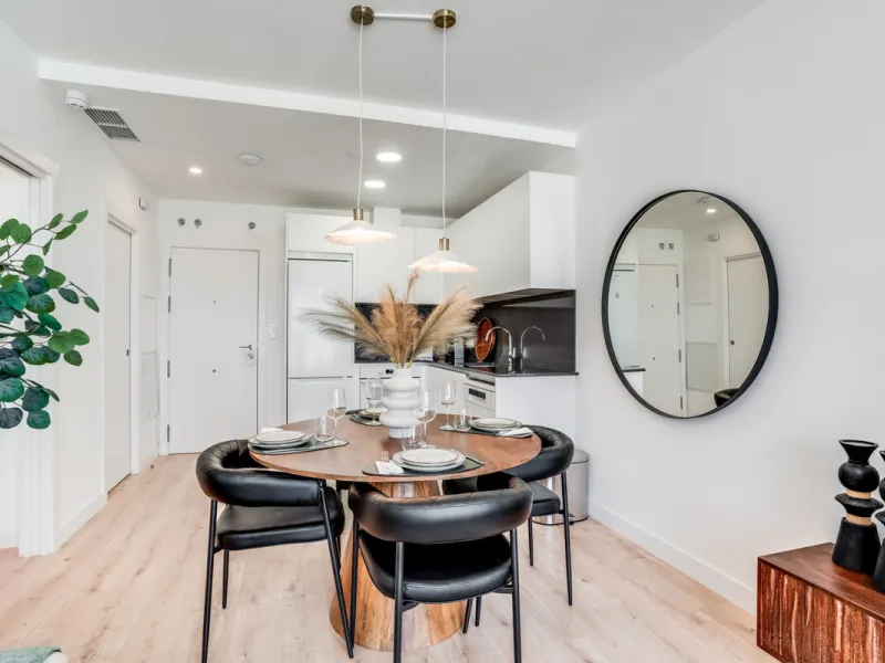 Experience high-rise living in the heart of Malaga! This elegant 2-bedroom, 2-bathroom apartment is located on the 25th floor of the iconic Malaga Urban Sky Tower, offering breathtaking panoramic views of the city skyline.