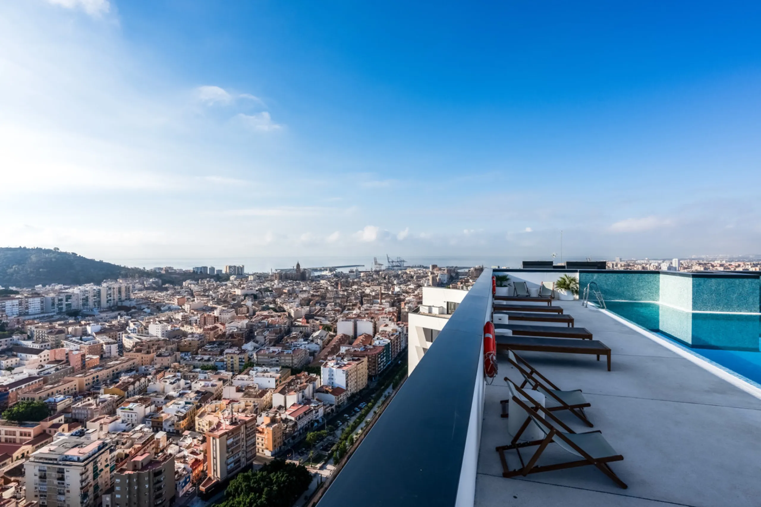 Experience high-rise living in the heart of Malaga! This elegant 2-bedroom, 2-bathroom apartment is located on the 25th floor of the iconic Malaga Urban Sky Tower, offering breathtaking panoramic views of the city skyline.