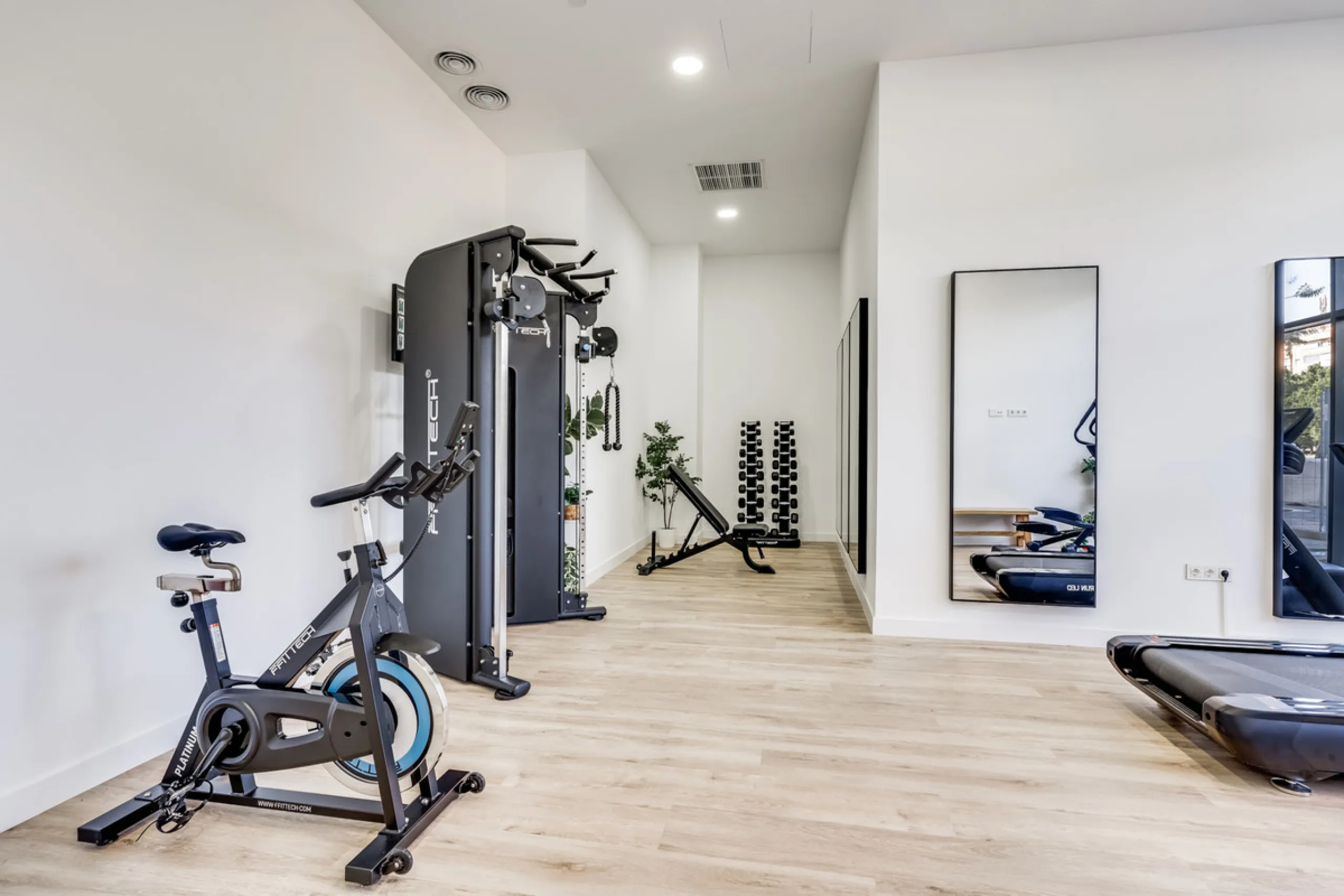 Experience high-rise living in the heart of Malaga! This elegant 2-bedroom, 2-bathroom apartment is located on the 25th floor of the iconic Malaga Urban Sky Tower, offering breathtaking panoramic views of the city skyline.