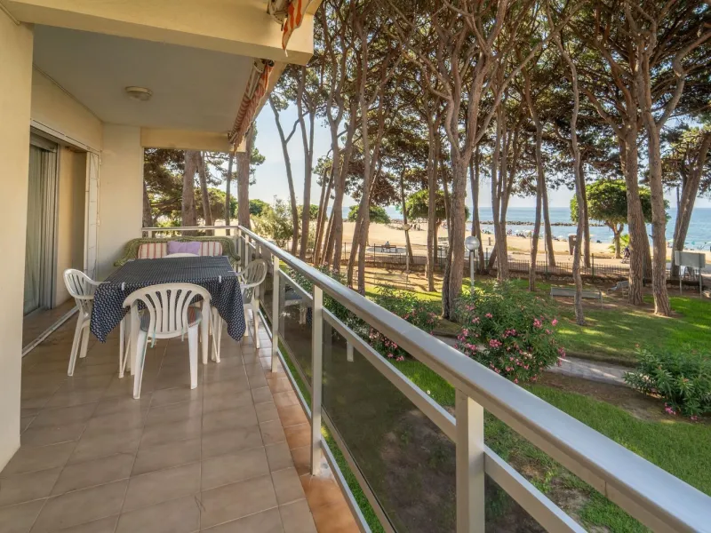 Seafront apartment with tourist license in Cambrils, Costa Dorada